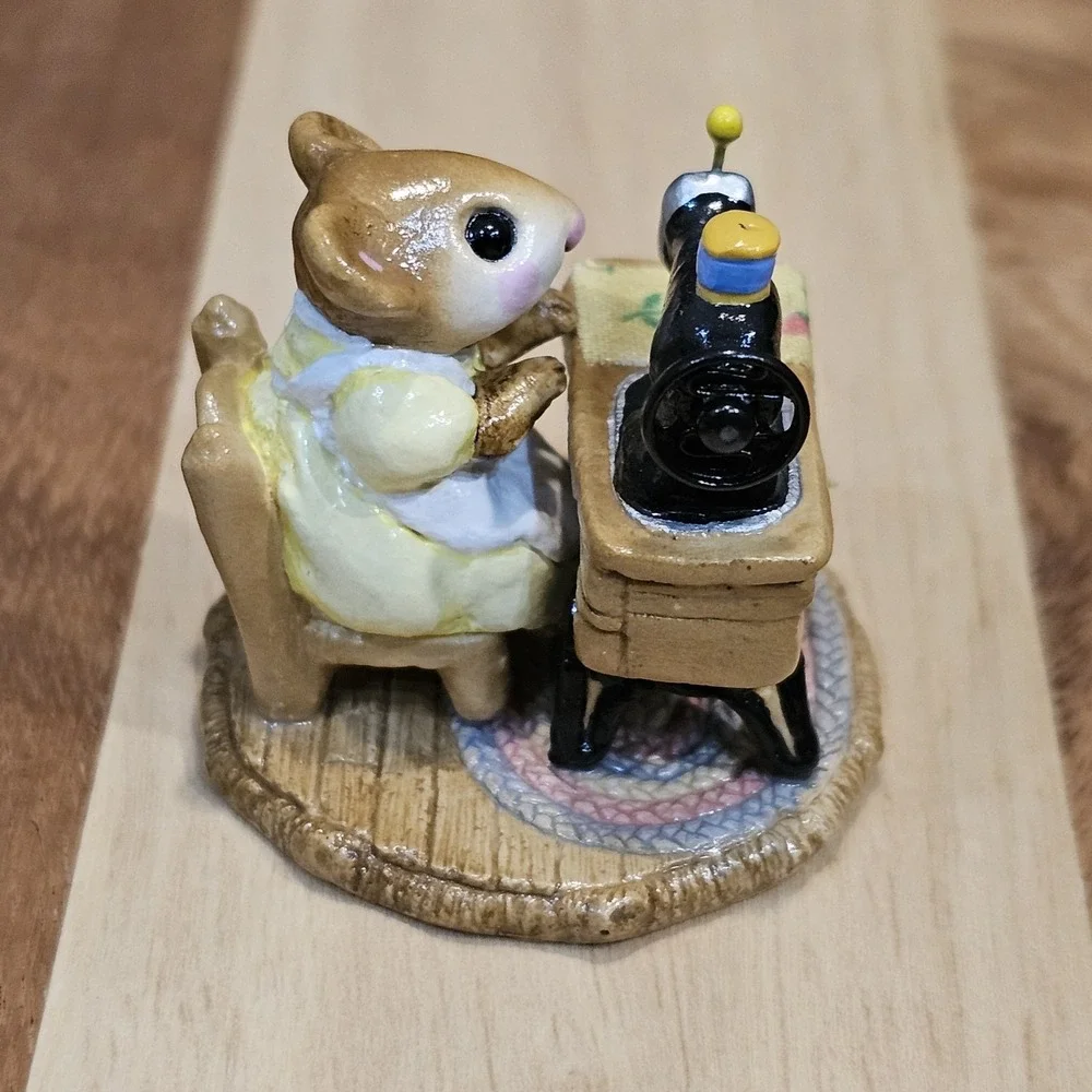Wee Forest Folk‎ Miss Bobbin Yellow Retired No Box, Signed Annette Petersen M-40